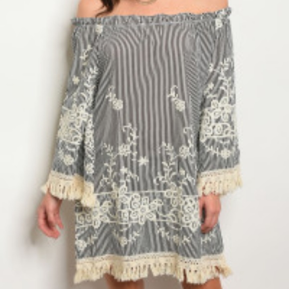 IVORY & BLACK STRIPED TUNIC DRESS - Picture 2 of 8